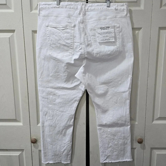 NWT Good American Women's Good Legs Straight Jeans Raw Hem White Size 24 Plus - Picture 3 of 8